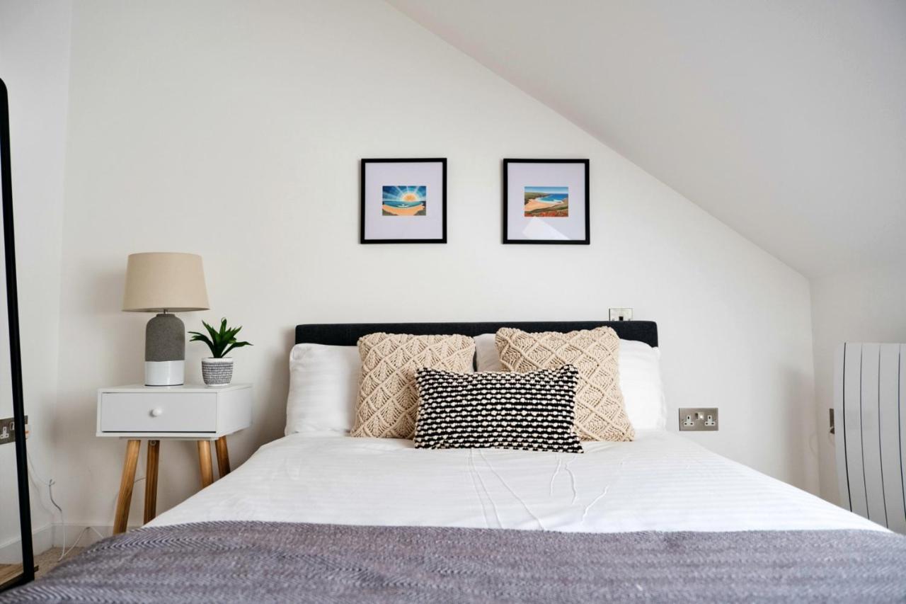 Finest Retreats - Tolcarne Stay - Luxury Newquay Apartment Екстер'єр фото